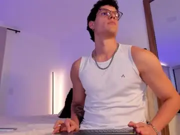 Live Sex with mark_thonson - Chaturbate