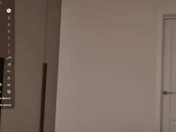 Live Sex Cam with bella__sss - Chaturbate