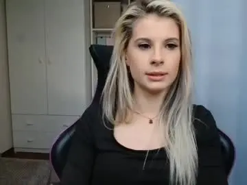 Sex Cam with kristineamore - Chaturbate