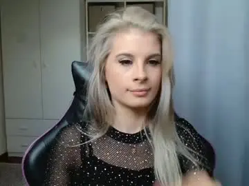 Adult Webcam with kristineamore - Chaturbate