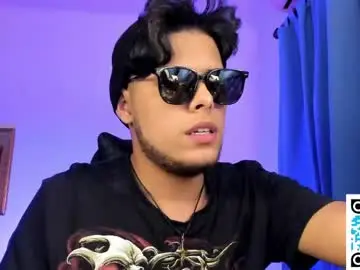 Live Sex Cam with big_cockjughead - Chaturbate