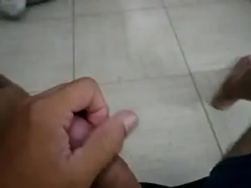 Free Porn Cam with iscrewinutibolt - Chaturbate