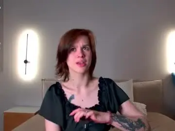 Live Sex with lorapuffs - Chaturbate
