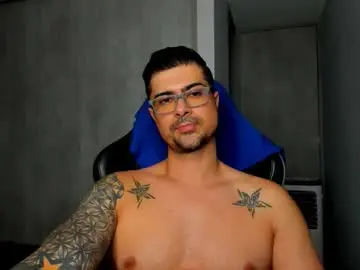 Live Sex Cam with adam_clarke - Chaturbate