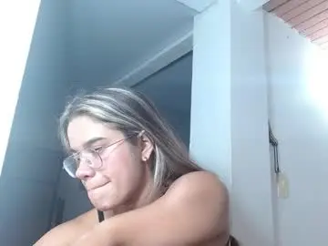 Adult Webcam with little_babyboo_ - Chaturbate