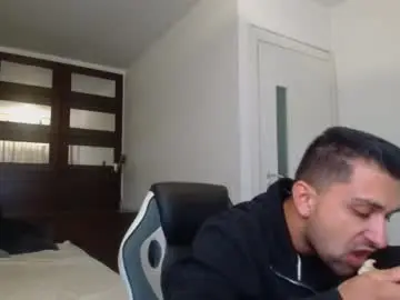 Free Porn Cam with brycereign - Chaturbate