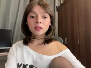 Adult Video Chat with cocktaileciousalessia - Chaturbate