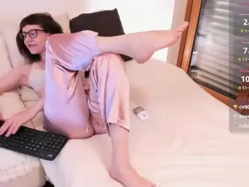 Live Sex Cam with janelyrne - Chaturbate