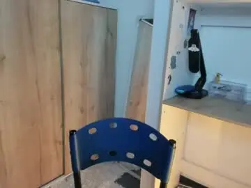 Live Sex Cam with lunivyra - Chaturbate