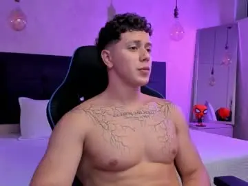 Live Sex Cam with astonhills - Chaturbate