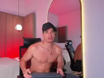 Live Porn with benjamin_more - Chaturbate