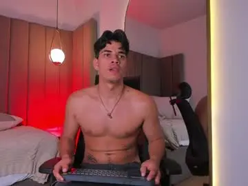 Live Porn with benjamin_more - Chaturbate