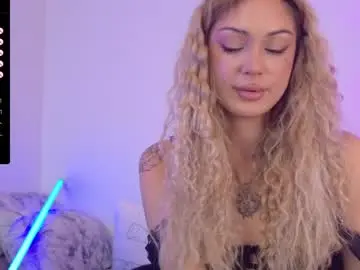Live Sex with aleksacandy - Chaturbate