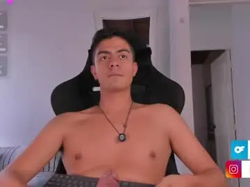 Best Webcam with _simoonn_ - Chaturbate