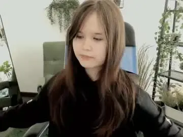 Live Porn with elainebeness - Chaturbate