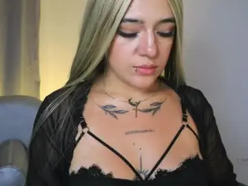 Adult Webcams with ashleyvalirya - Chaturbate