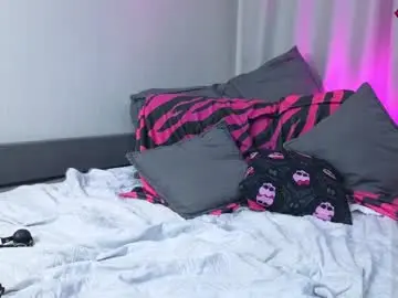Nude Webcam with digitalhoe - Chaturbate