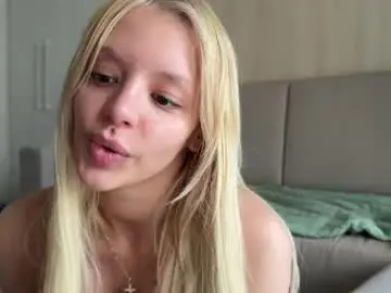 Adult Video Chat with lesi_moonie - Chaturbate