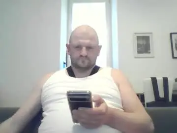 Nude Webcam with mrhotsex69 - Chaturbate