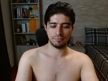 Live Sex with aaron_paul_ - Chaturbate