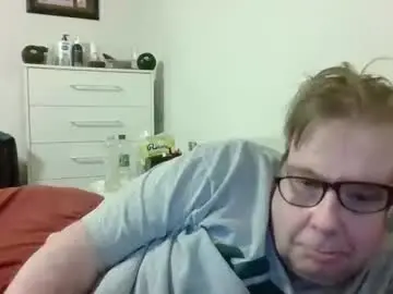 Sex Cam with garyg930 - Chaturbate