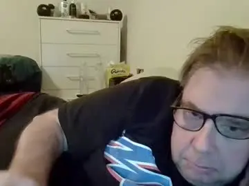 Watch Live Sex Cams with garyg930 - Chaturbate