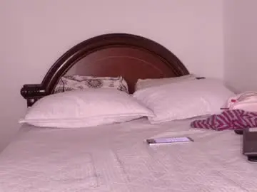 Watch Live Sex Cams with miia_monroy - Chaturbate