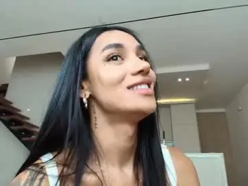 Watch Live Sex Cams with sweetlaurasaenz - Chaturbate