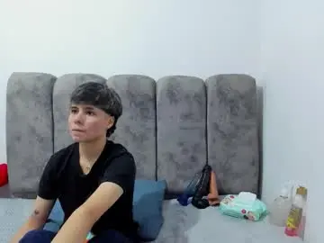 Free Live Porn with bruno_cruz - Chaturbate