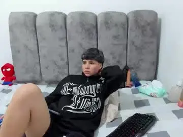 Adult Webcams with bruno_cruz - Chaturbate