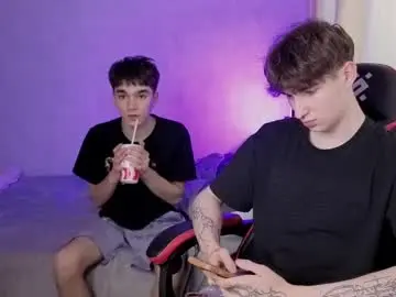 Live Porn with drinklinov - Chaturbate
