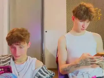 Live Porn with drinklinov - Chaturbate