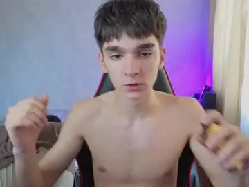 Live Sex with drinklinov - Chaturbate