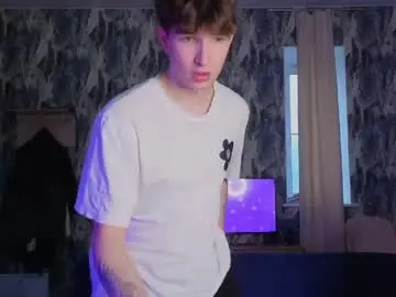 Live Porn with drinklinov - Chaturbate