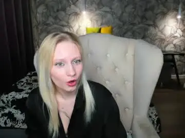 Free Live Porn with elizabeth_adamss - Chaturbate
