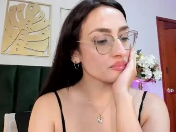 Adult Video Chat with andracyruss - Chaturbate