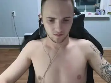Watch Live Sex Cams with golden_boyyy21 - Chaturbate