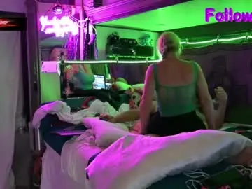 Free Live Porn with katycouple69 - Chaturbate