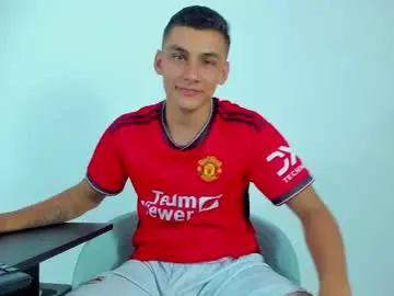 Sex Cam with max_wild01 - Chaturbate