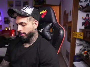 Watch Live Sex Cams with logan_hugh8 - Chaturbate