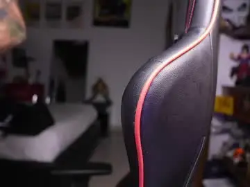 Best live sex cam show with logan_hugh8 - Chaturbate