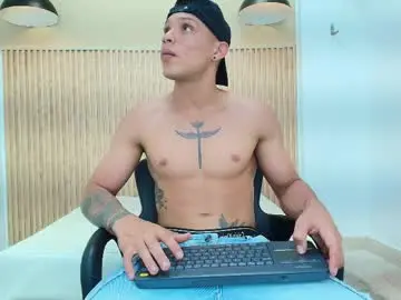 Watch Live Sex Cams with brandon_mercuri - Chaturbate