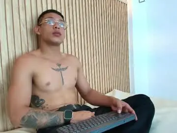 Adult Webcam with brandon_mercuri - Chaturbate