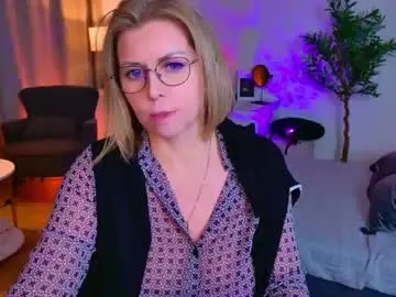 Private Sex Chat with annielight - Chaturbate