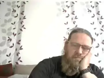 Live Sex Cam with metallbuddy - Chaturbate