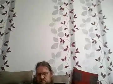 Live Sex Cam with metallbuddy - Chaturbate