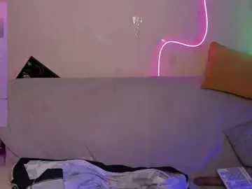 Live Sex Cam with simona_rain - Chaturbate