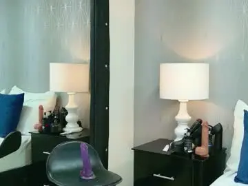 Best live sex cam show with antonellaescudero - Chaturbate