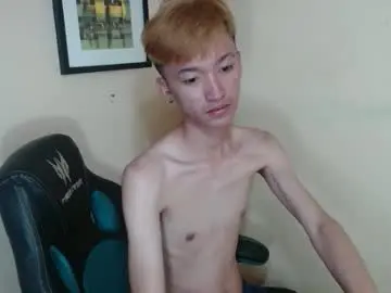 Adult Webcam with urasian_ladyboyxxx - Chaturbate