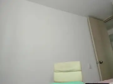 Live Sex Cam with xshantall_hotx - Chaturbate